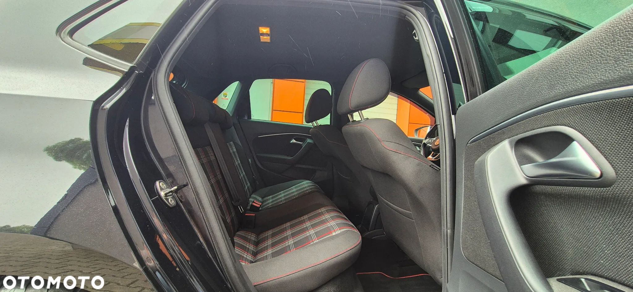 Volkswagen Polo 1.8 TSI (Blue Motion Technology) GTI - 25