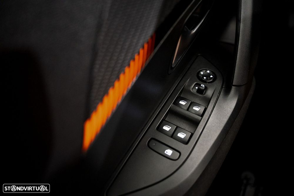 Peugeot 2008 1.2 PureTech Active - 9