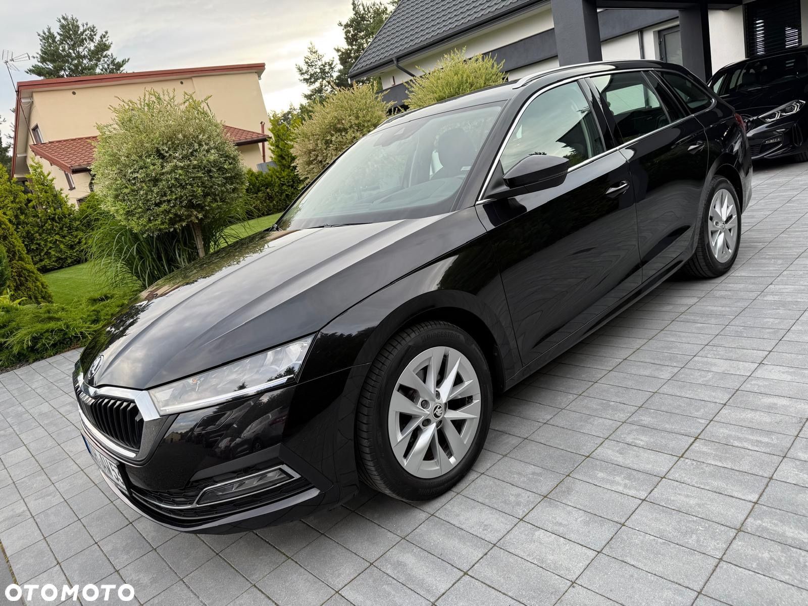 Skoda Octavia 2.0 TDI Style DSG - 1