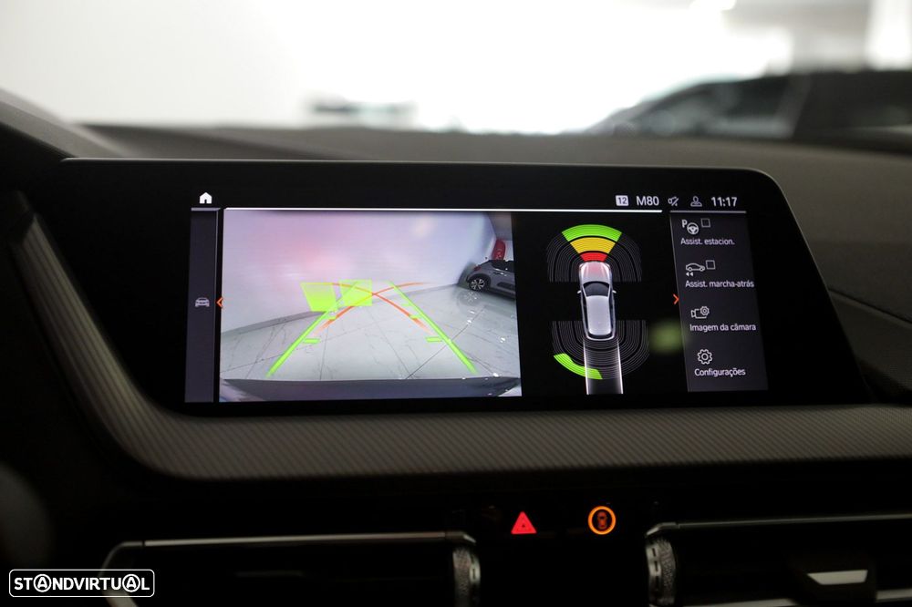 BMW 118 d Pack Desportivo M Pro - 39