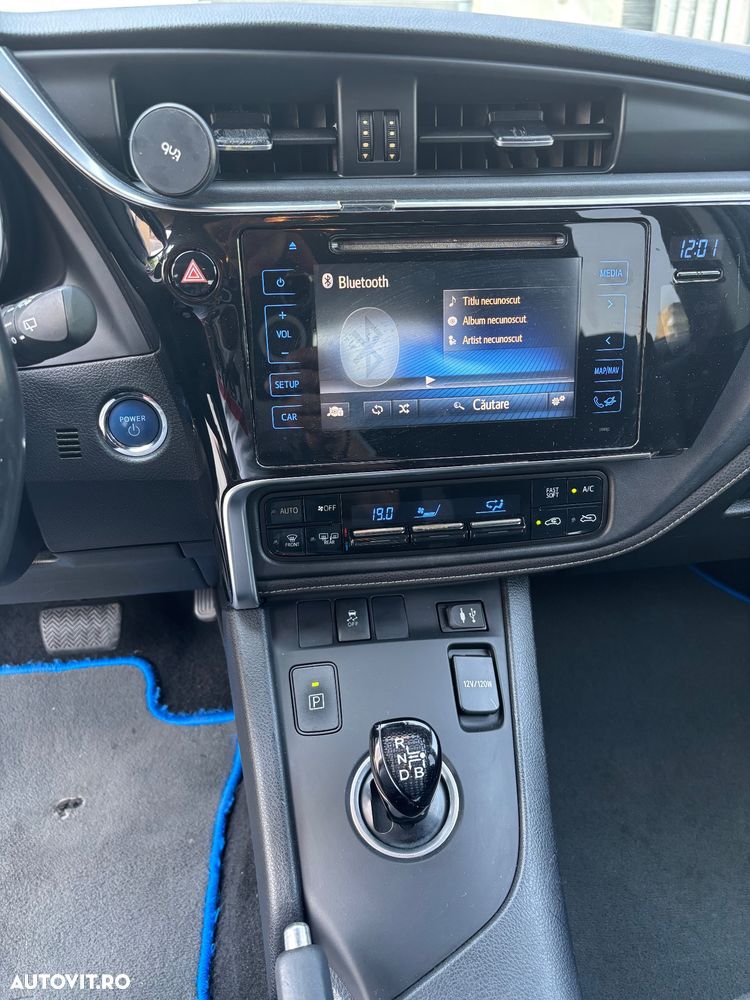 Toyota Auris - 7