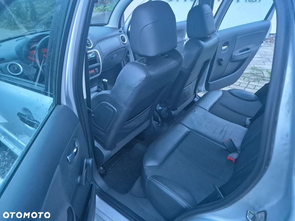 Citroën C3 1.4 16V Senso Drive VTR - 9