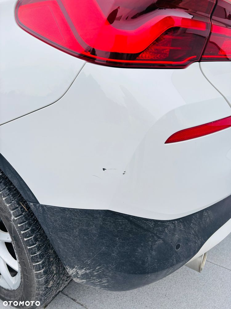 BMW X2 sDrive18i - 13