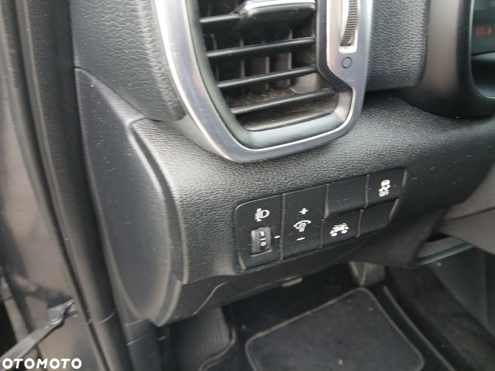 Kia Sportage 1.6 GDI 2WD Dream-Team Edition - 31