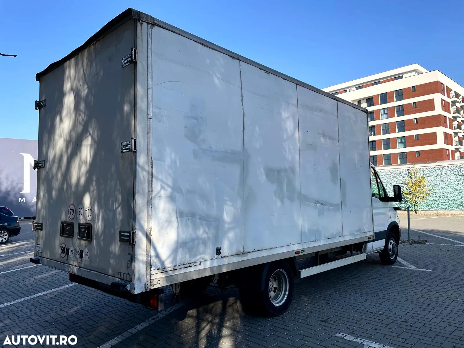Iveco 35C12 - 10