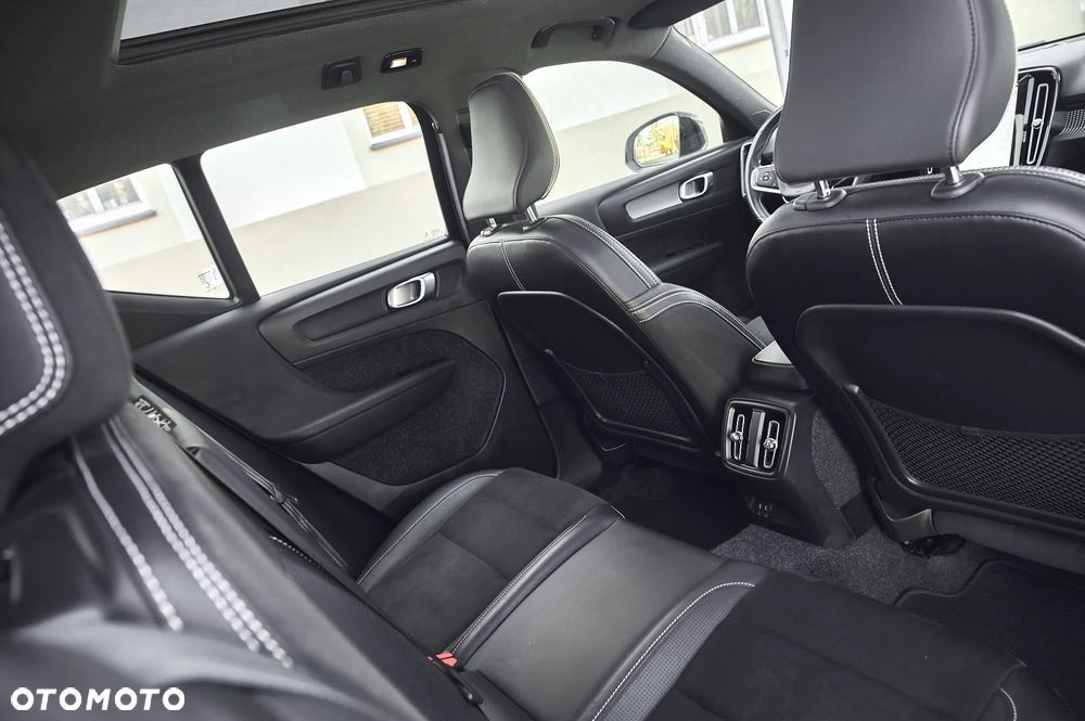 Volvo XC 40 P8 AWD Recharge RDesign - 35