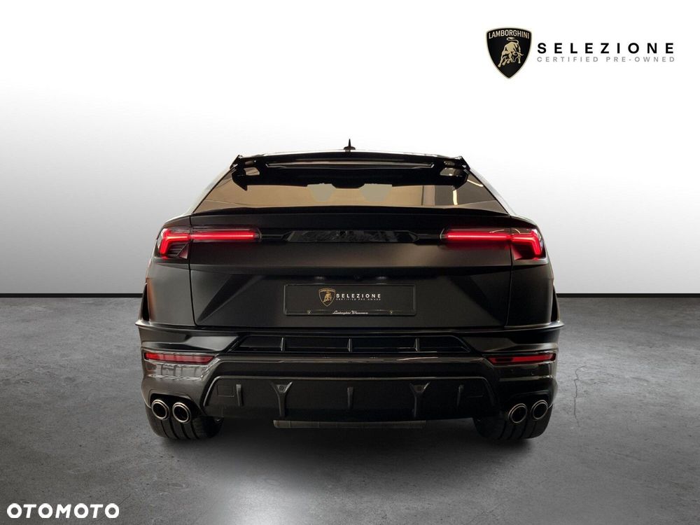 Lamborghini Urus - 4