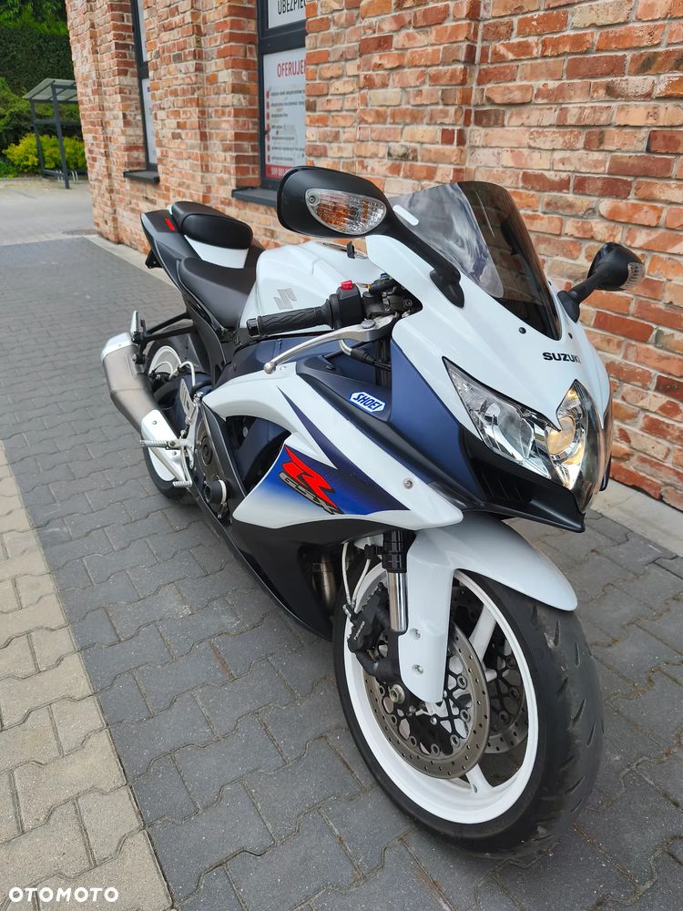 Suzuki GSX-R - 1