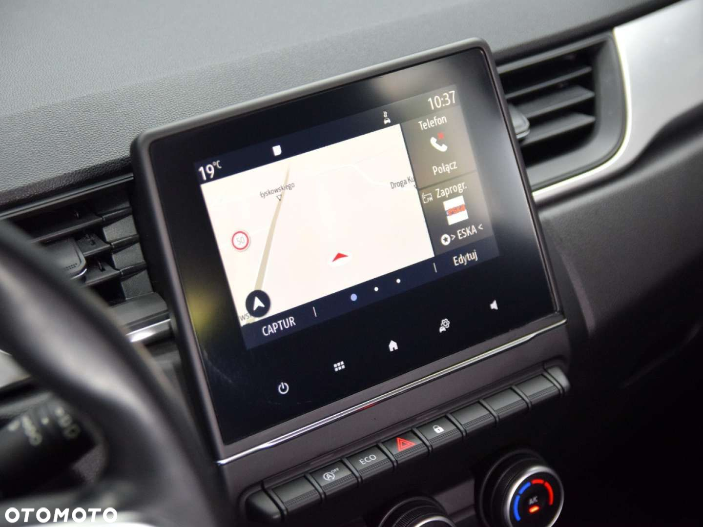 Renault Captur - 23