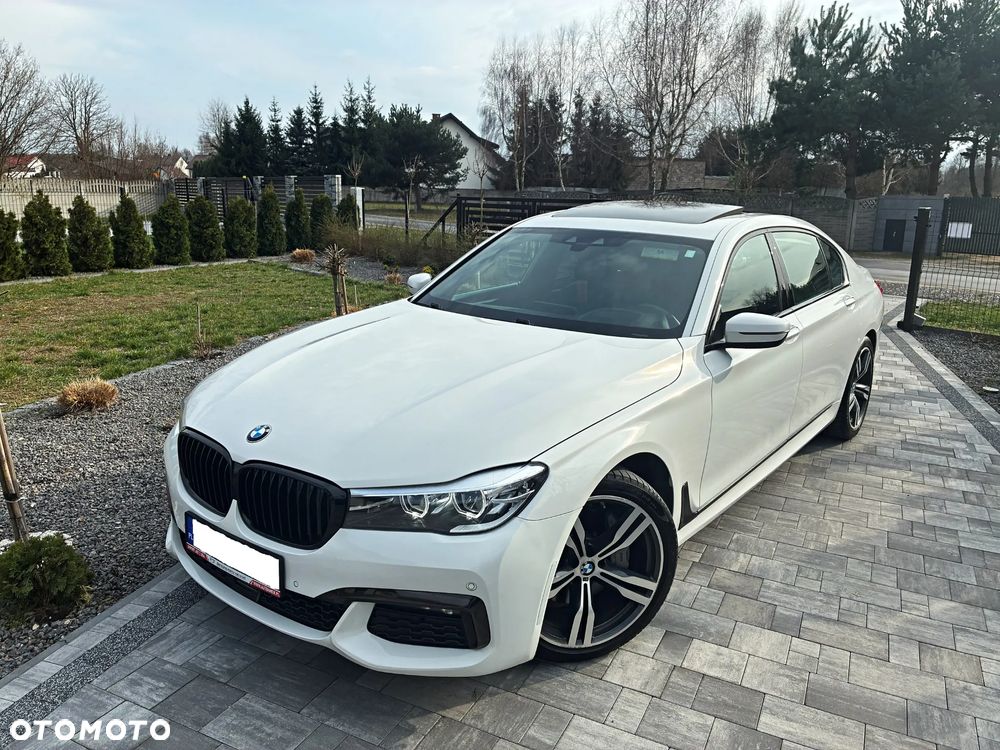 BMW Seria 7 740Li - 1
