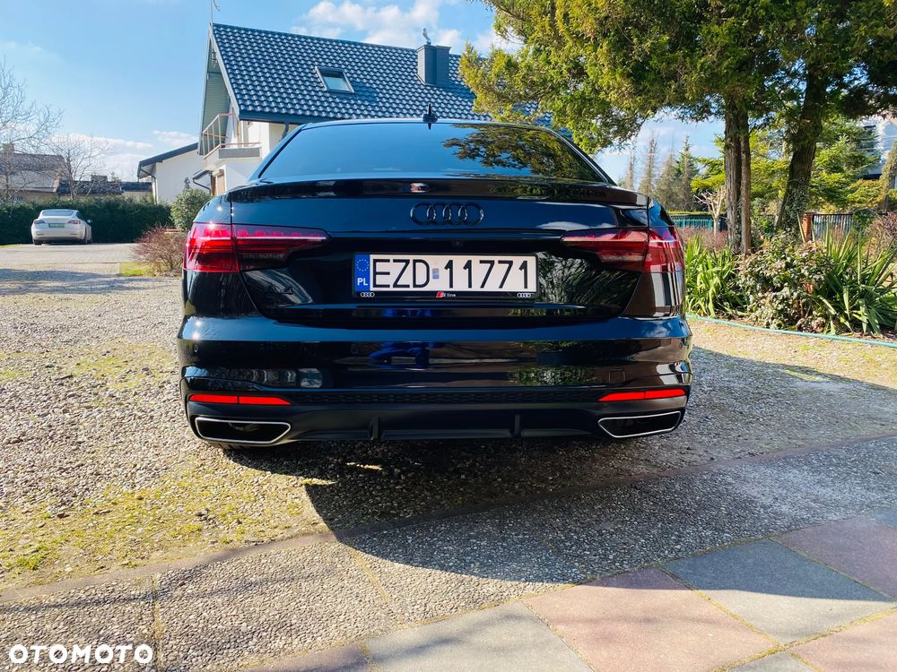 Audi A4 Limousine 45 TFSI mHEV Quattro Black Edition S tronic - 11