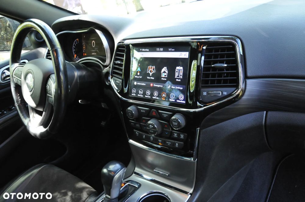 Jeep Grand Cherokee - 13