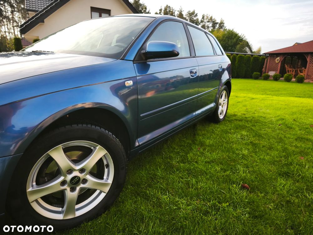 Audi A3 Sportback 1.9 TDI Attraction - 2