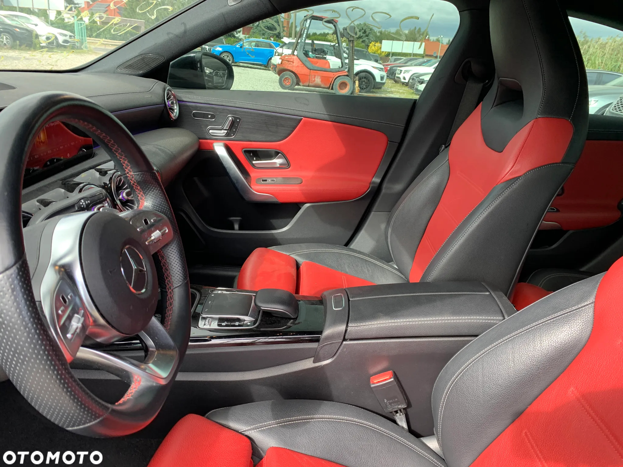 Mercedes-Benz CLA 250 4-Matic 7G-DCT - 14