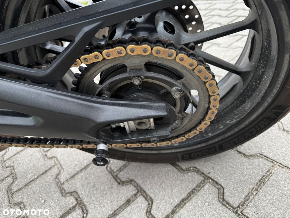 Yamaha MT - 11