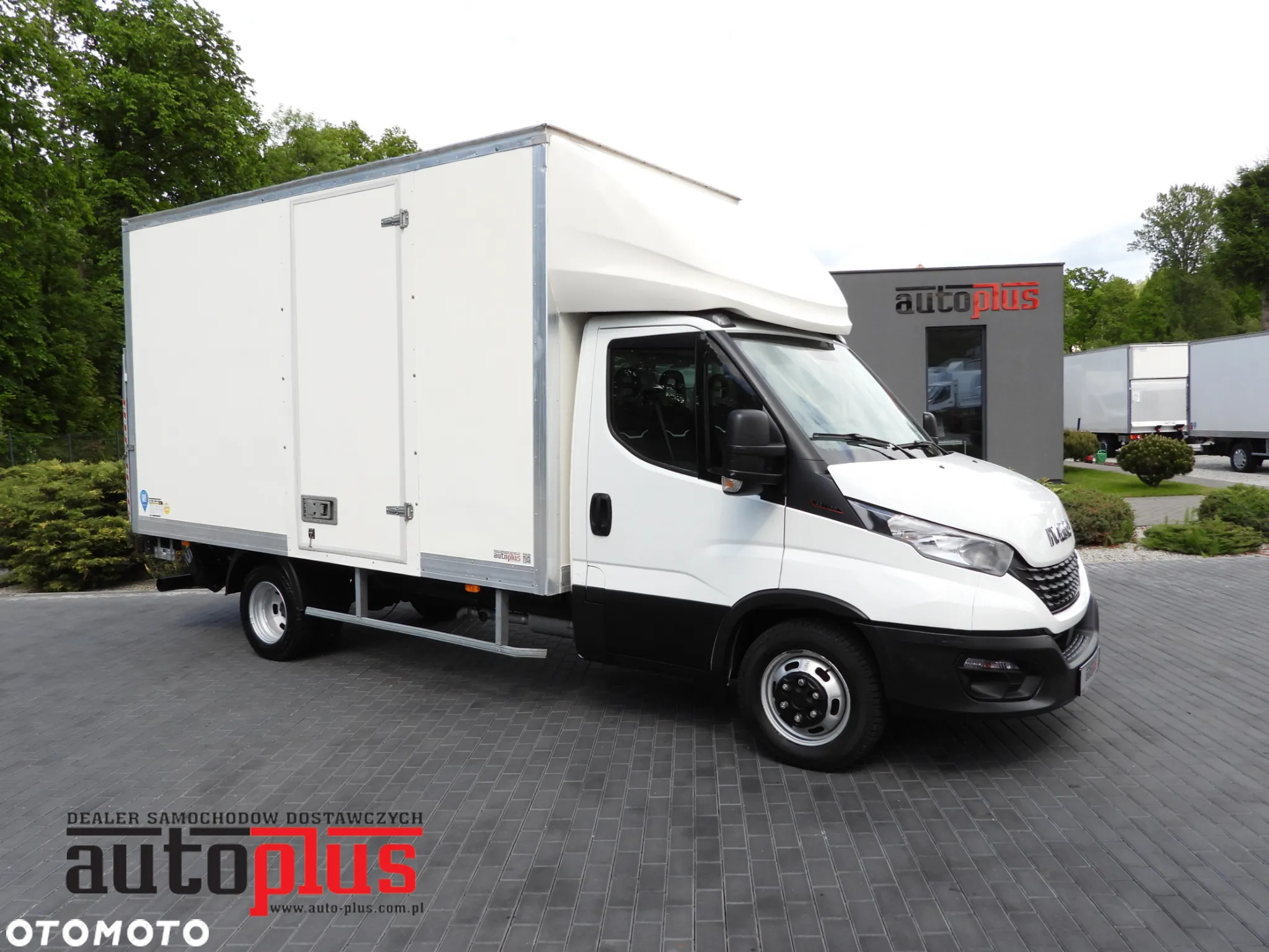 Iveco DAILY 35C16 KONTENER WINDA 8 PALET TEMPOMAT BLIŹNIACZE KOŁA KLIMATYZACJA 160KM [ 654837 ] - 2