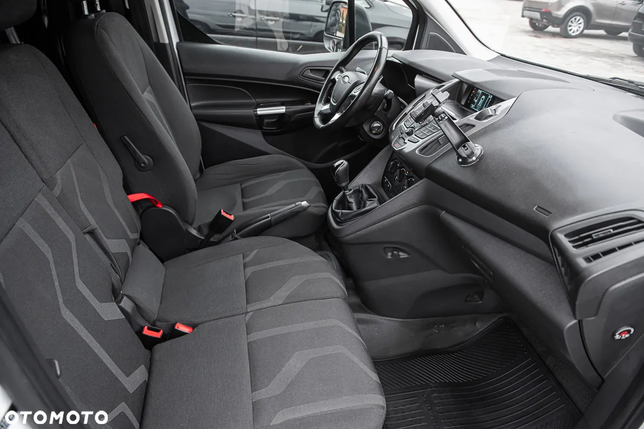 Ford Transit Connect - 21