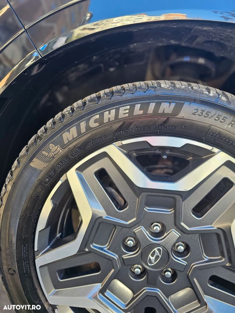 Hyundai Santa Fe ver-1-6-l-252-cp-4wd-6at-7-locuri-phev-calligraphy - 14