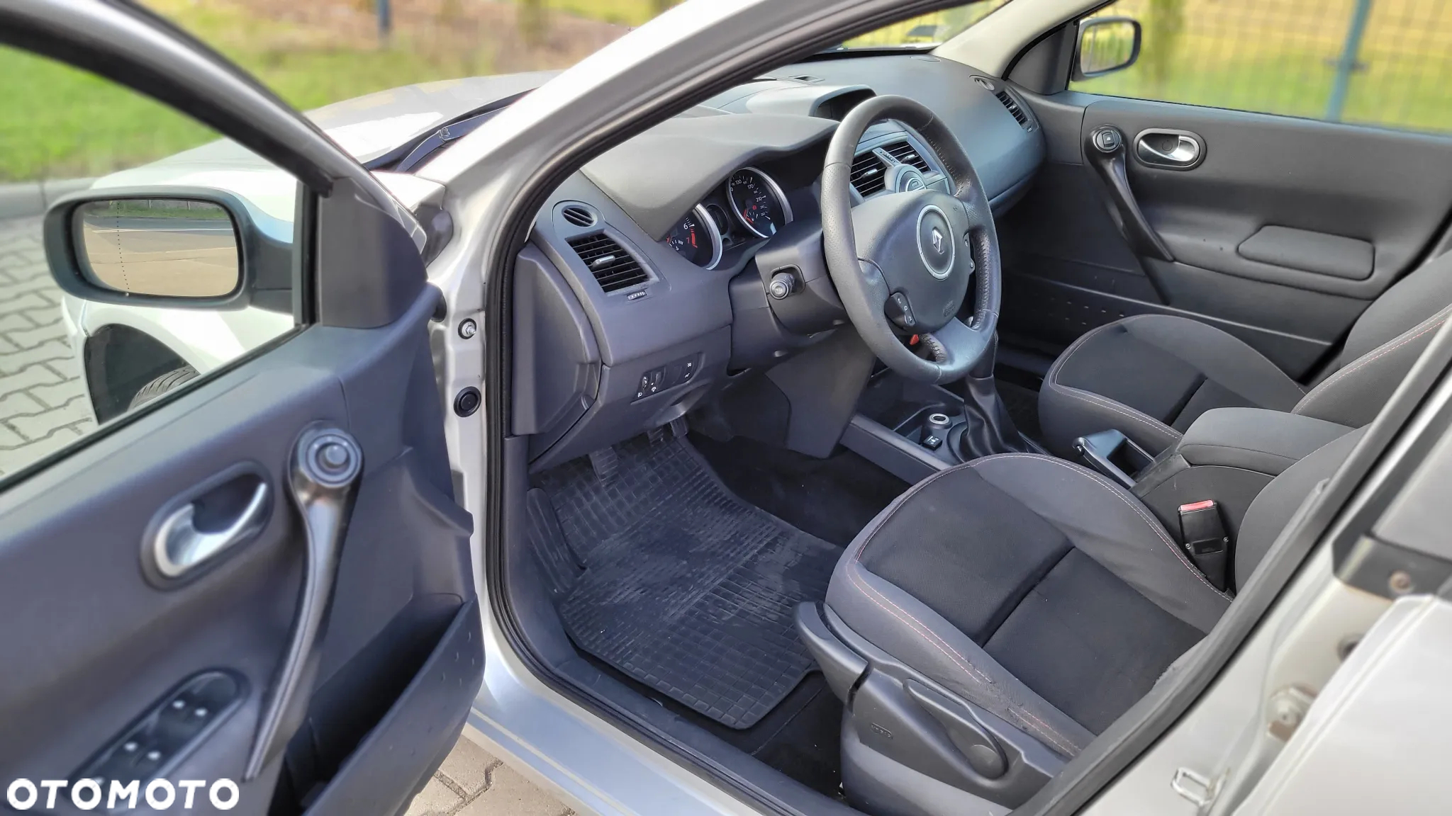 Renault Megane - 18