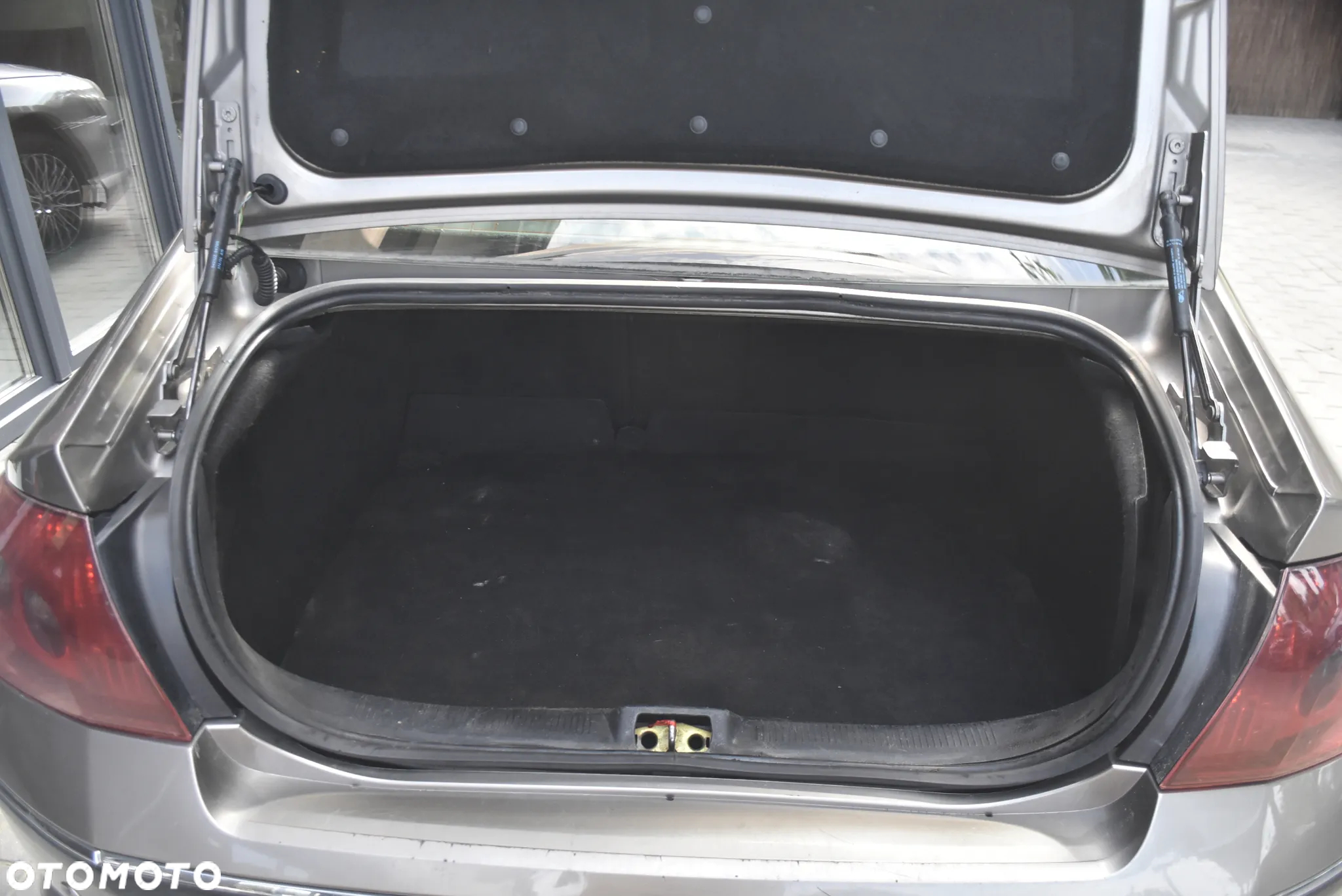 Peugeot 407 HDi 135 Premium - 15