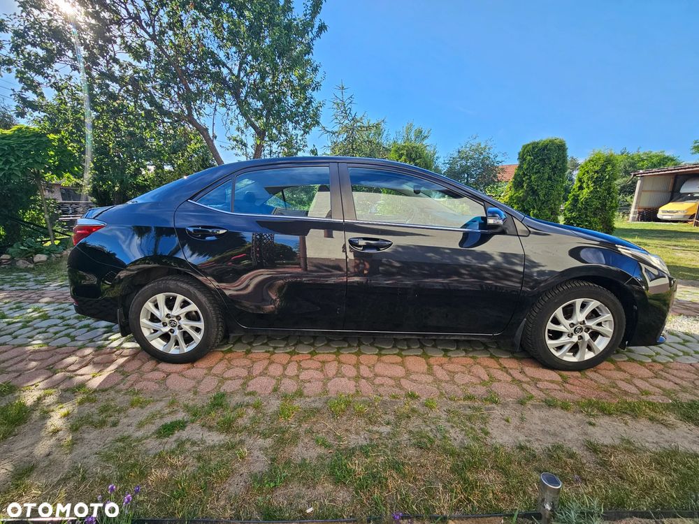 Toyota Corolla - 1