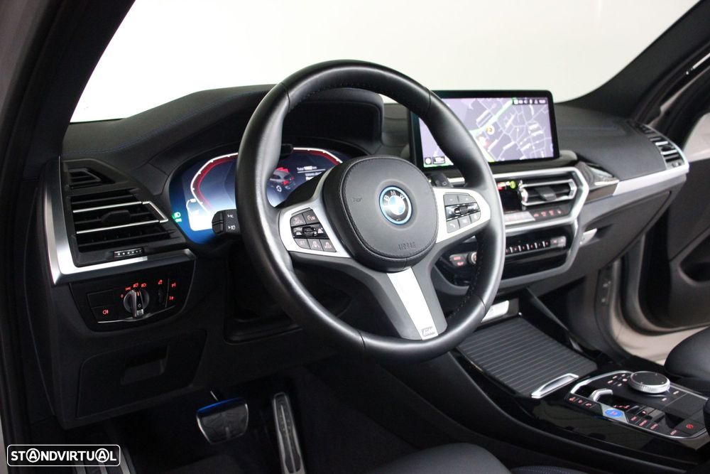 BMW iX3 M Sport Impressive - 7