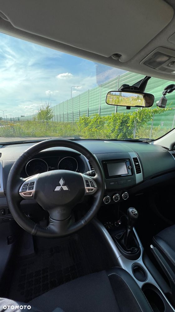 Mitsubishi Outlander 2.0 Invite 2WD EU5 - 6