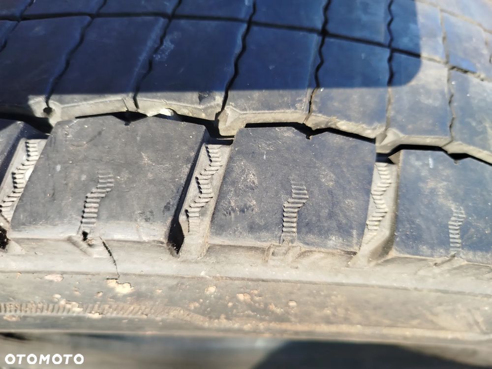 285/70R19.5 146/144M Continental HD3 4x11mm - 17