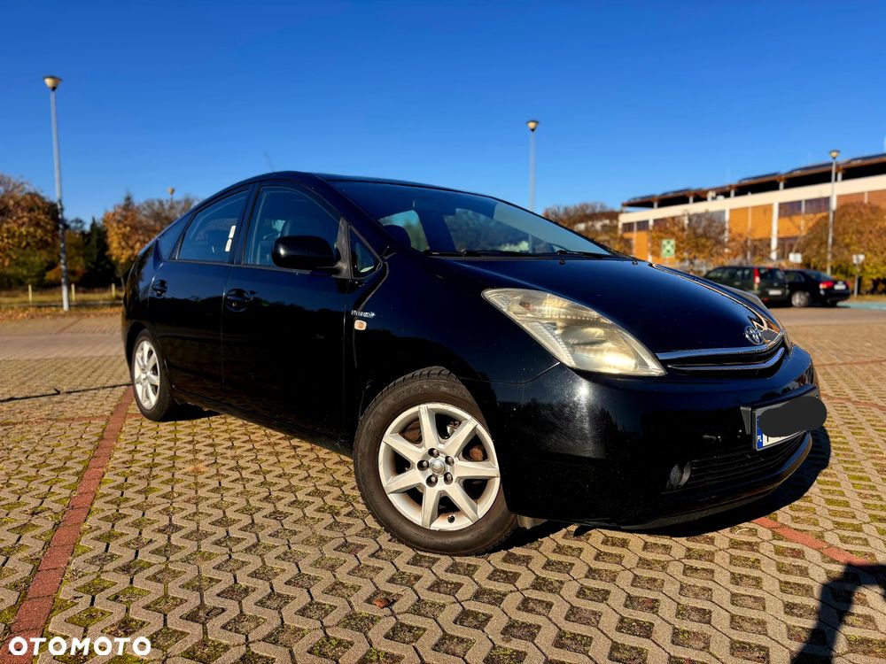 Toyota Prius 1.5 VVT-i Sol - 1