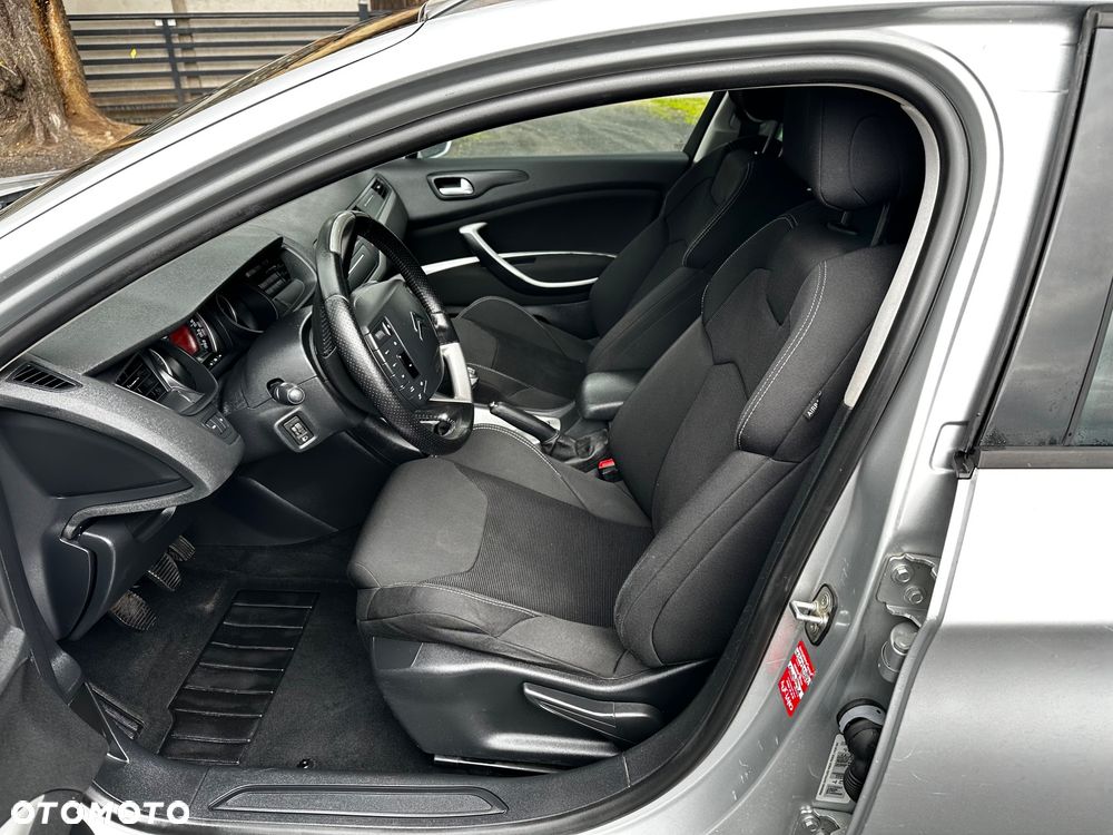 Citroën C5 2.0 16V Exclusive - 12