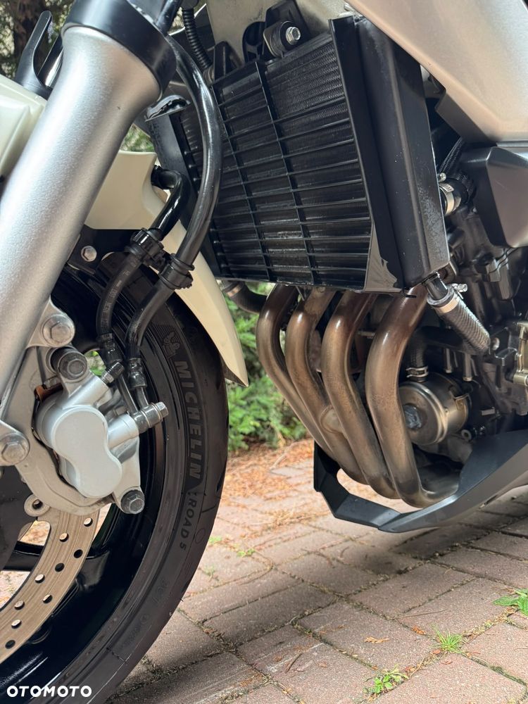 Yamaha XJ - 12