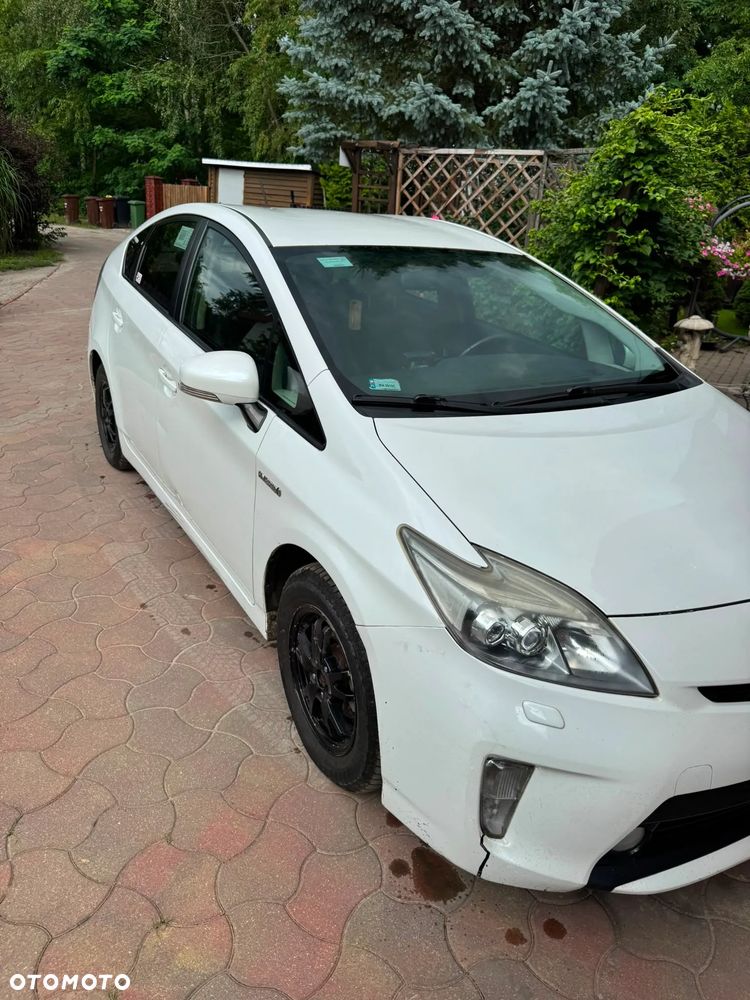 Toyota Prius 1.8 HSD Premium - 5