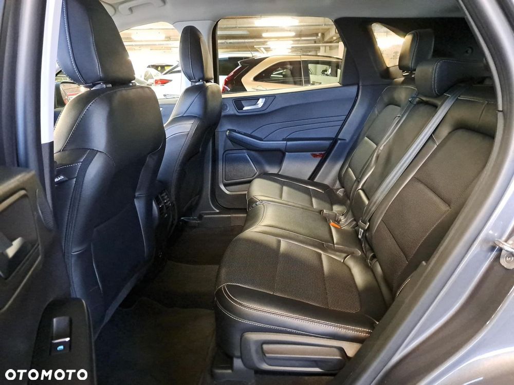 Ford Kuga 2.5 FHEV FWD Titanium X - 11