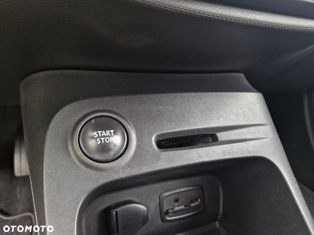 Renault Captur - 33