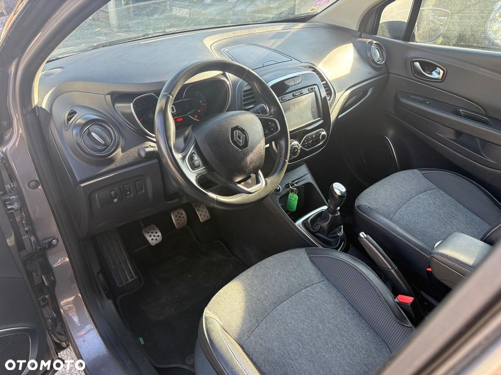 Renault Captur ENERGY TCe 120 Intens - 18