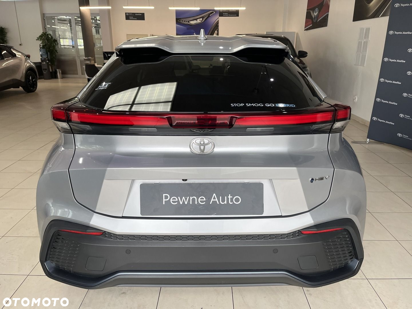 Toyota C-HR - 6