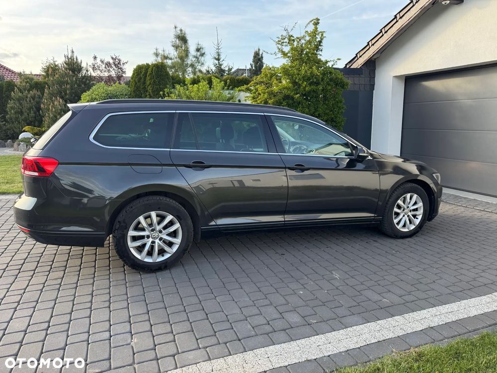 Volkswagen Passat 2.0 TDI (BlueMotion Technology) Comfortline - 3