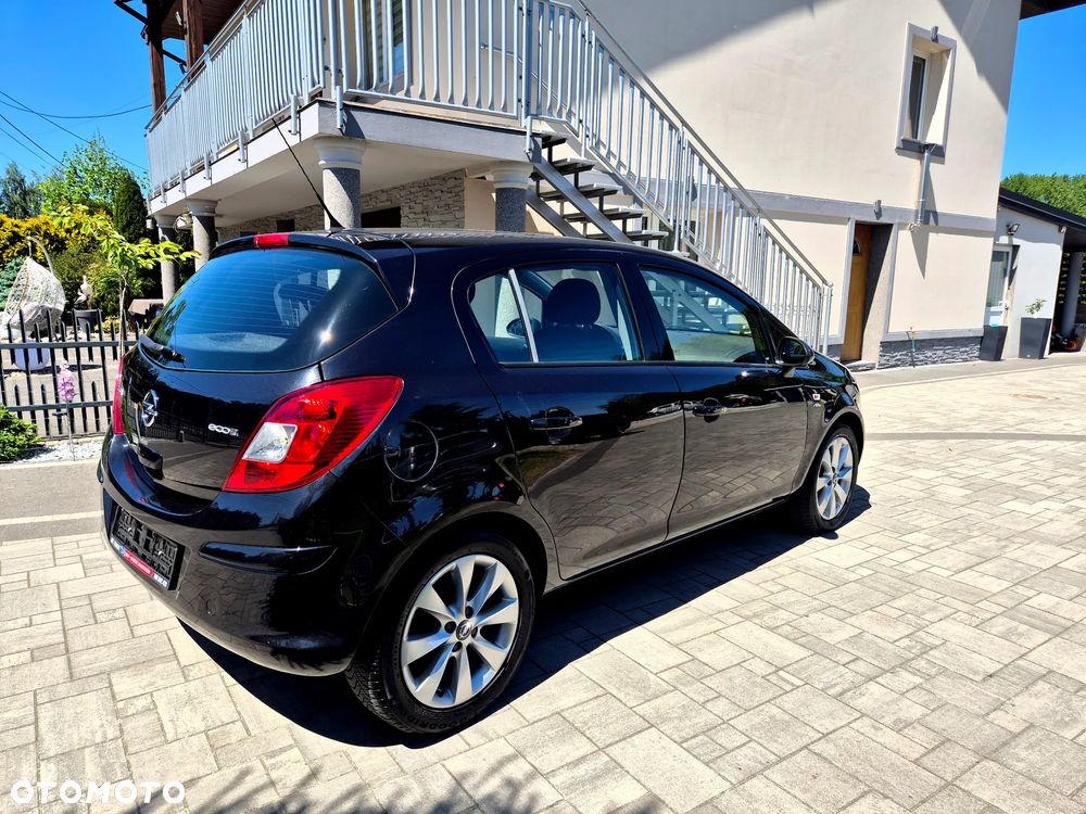 Opel Corsa 1.2 16V Enjoy - 9