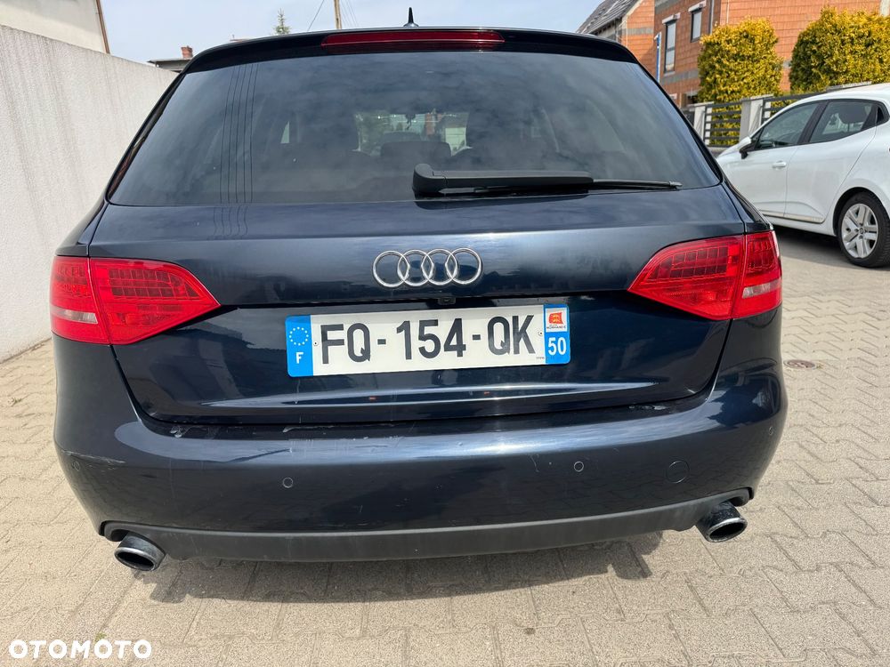 Audi A4 Avant - 33