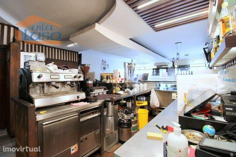 Restante Centro de Espinho Completamente mobilado e equipado a func... - Grande imagem: 3/16