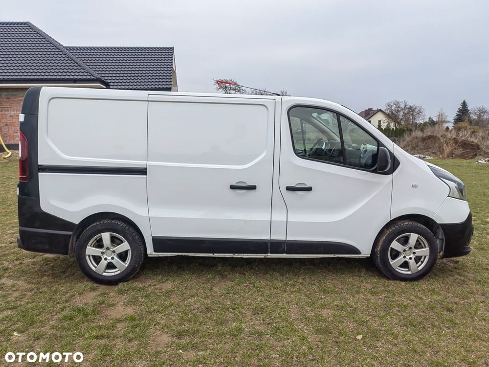 Renault Trafic - 1