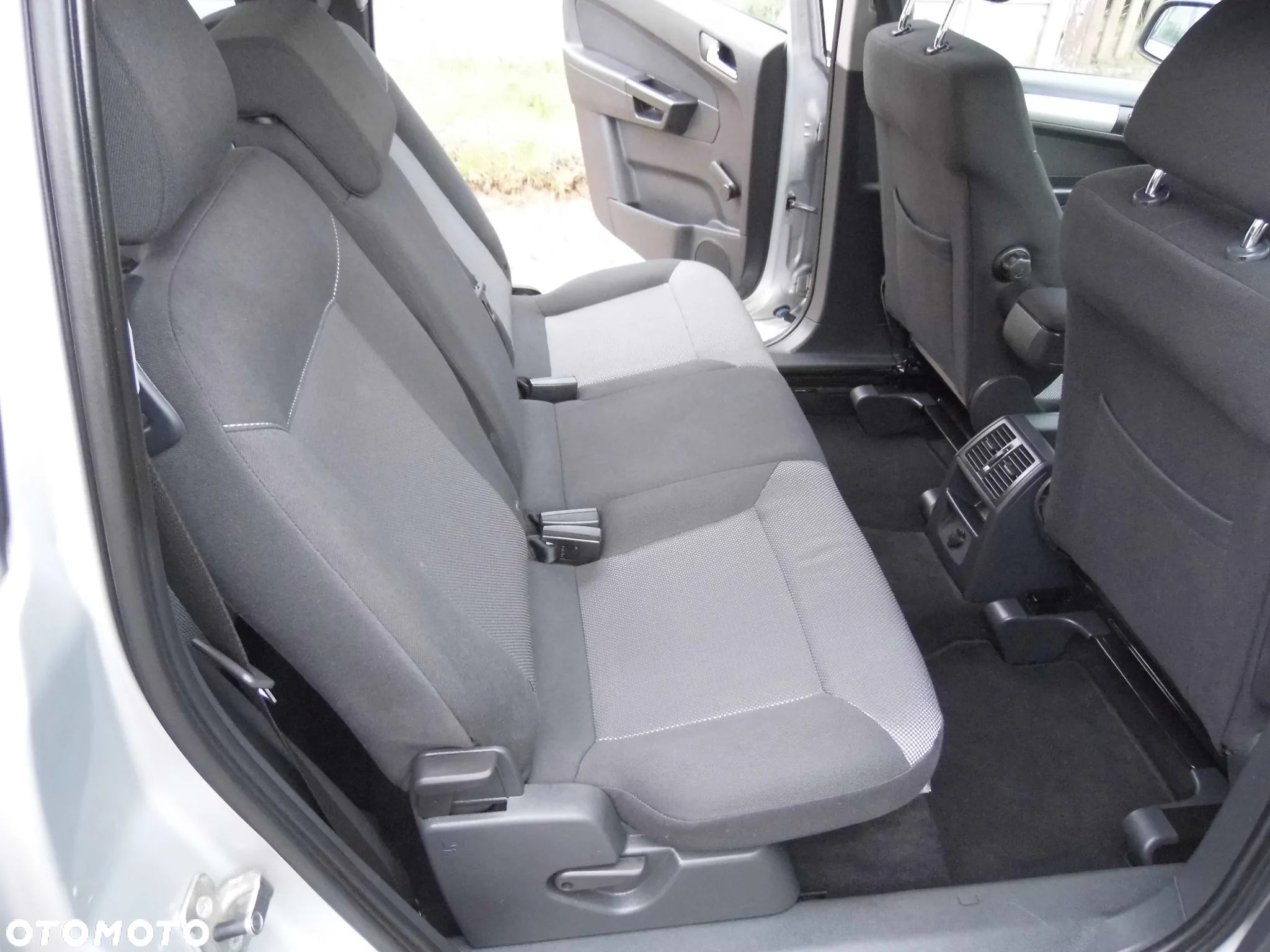 Opel Zafira 1.8 Design Edition - 21