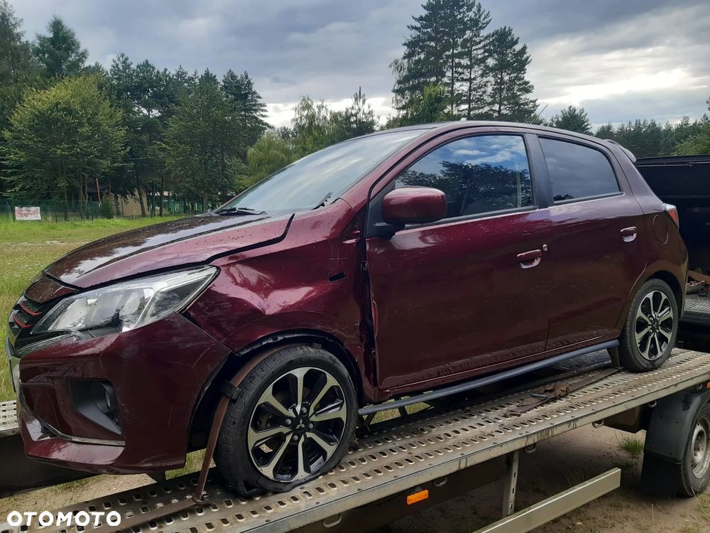 Mitsubishi Space Star 1.2 Intense CVT - 2