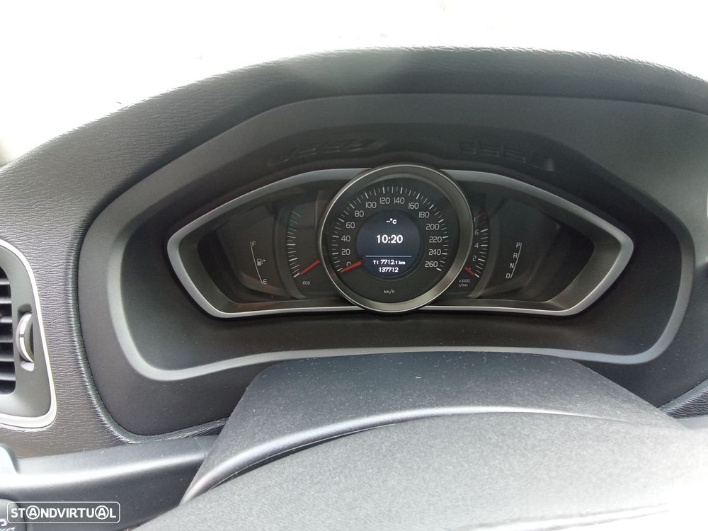 Volvo V40 1.5 T3 Sport Edition Plus Geartronic - 14