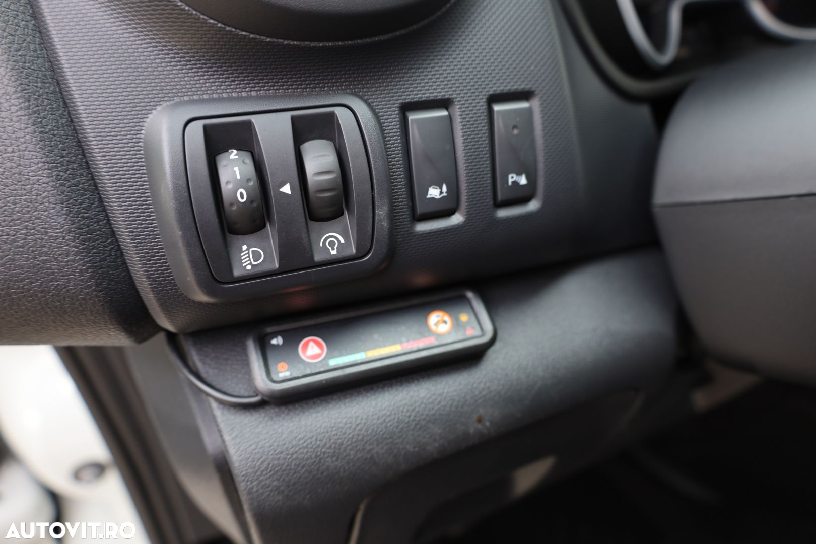 Renault Trafic - 18