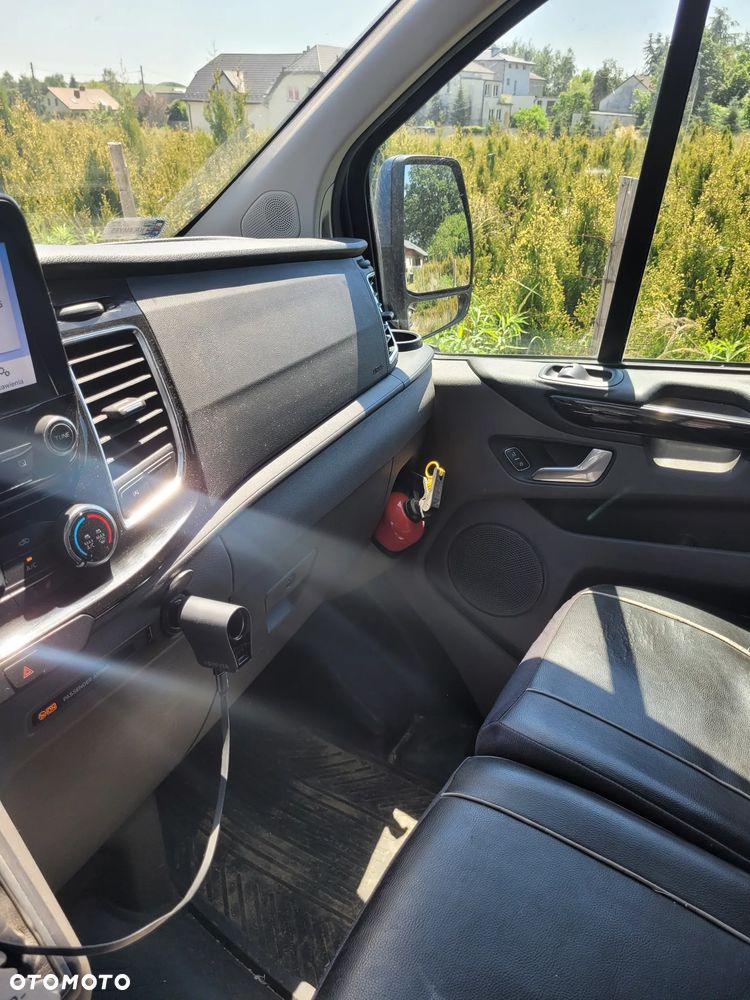 Ford Transit Custom - 13