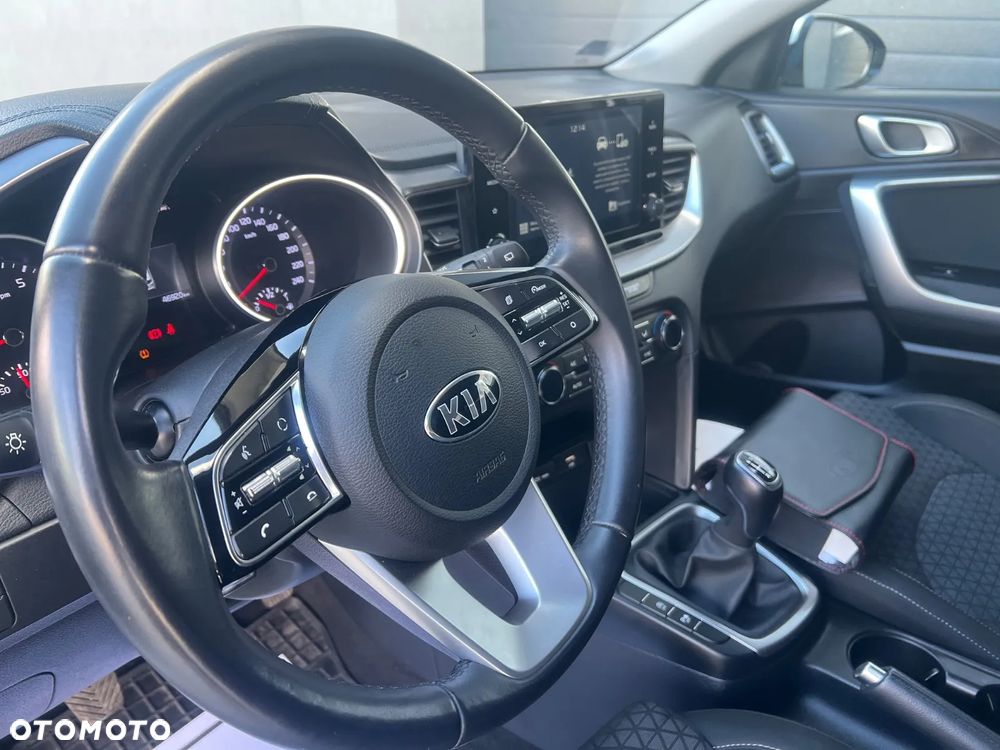 Kia Ceed Kombi 18-21 - 17