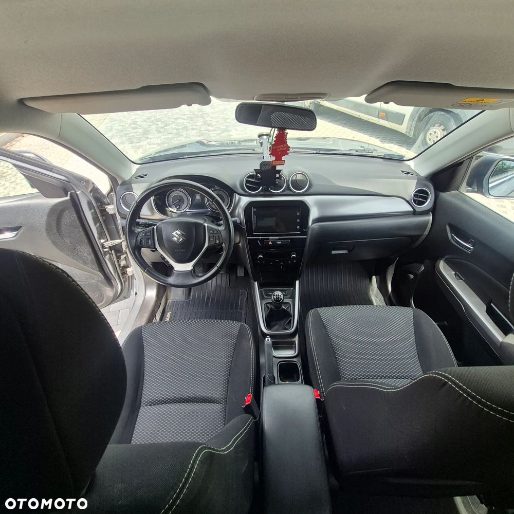 Suzuki Vitara 1.0 Boosterjet Premium 2WD - 4