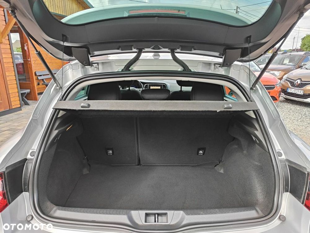 Renault Megane ENERGY TCe 130 LIMITED - 29