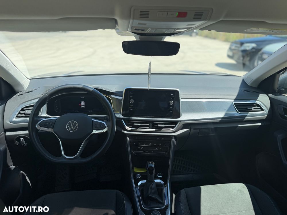 VOLKSWAGEN T-Roc 2023 — imagine 7